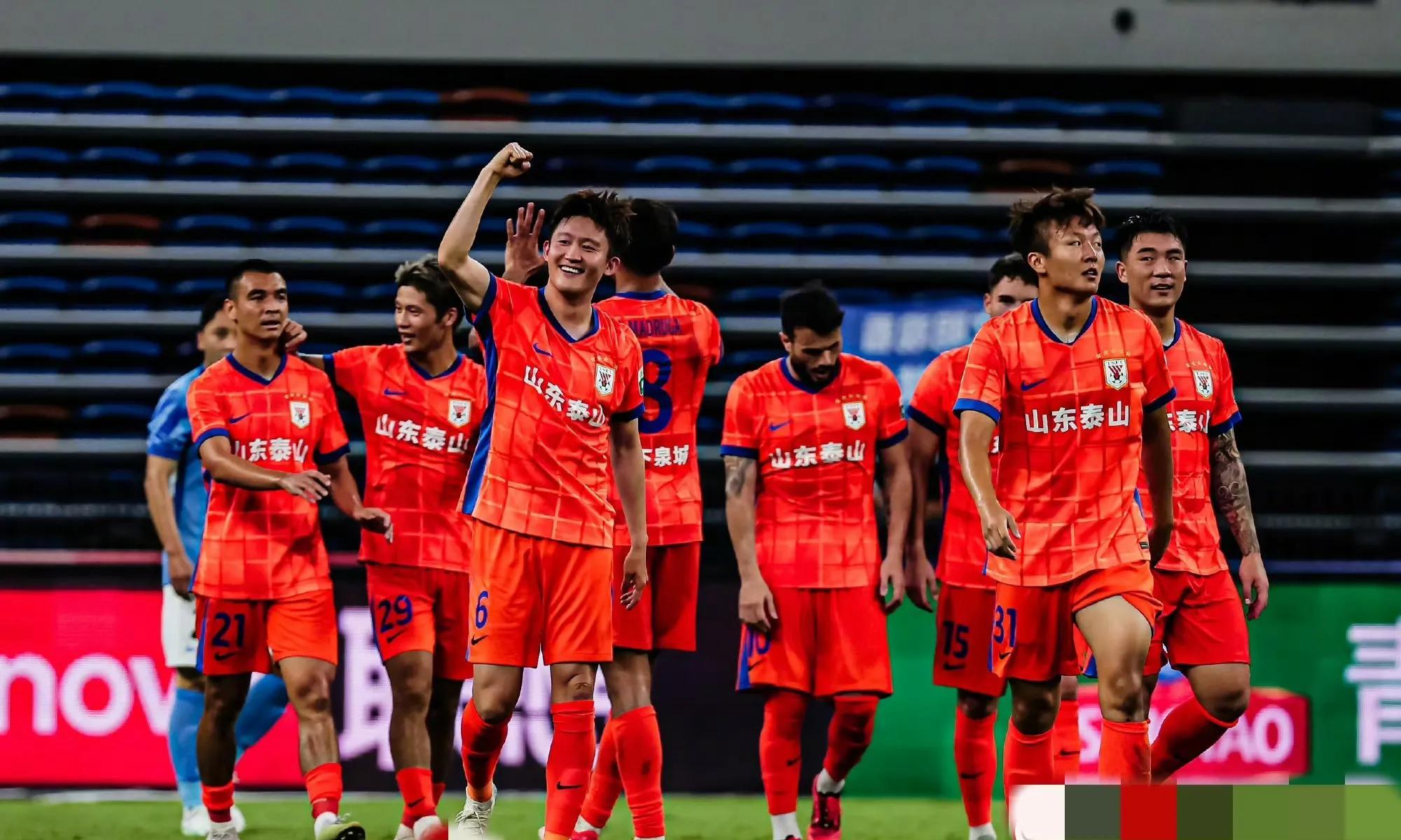 转会期德甲焦点战；深圳男篮强势反弹；管理层满意；高层口径保持一致