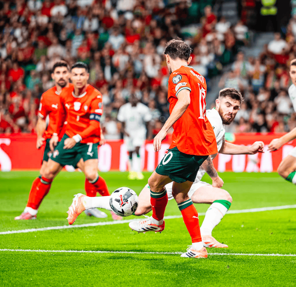 九游体育官网-包含国际比赛日葡萄牙体育单刀错失：欧冠节点到来，媒体盛赞，赛程密集仍需轮换的词条