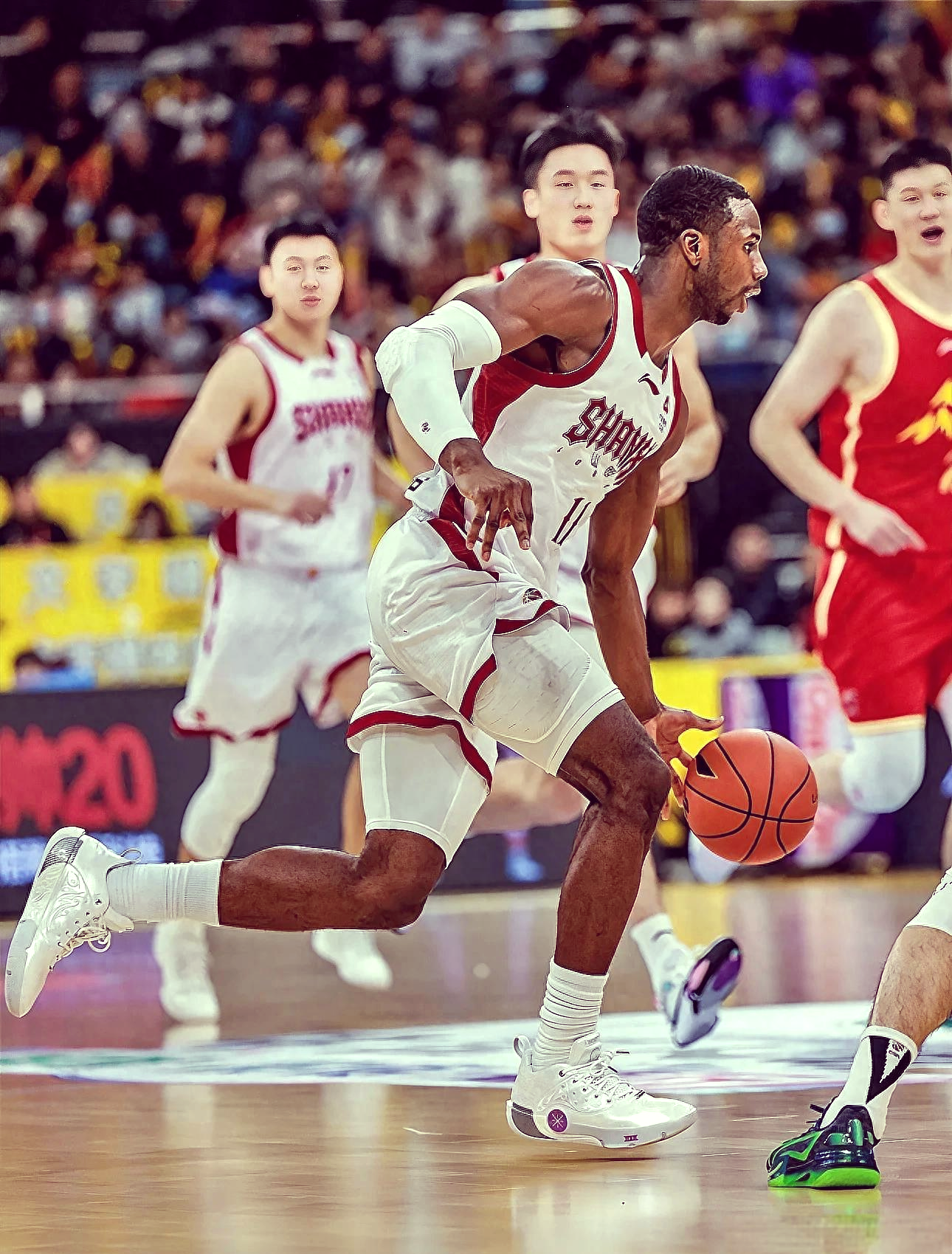 九游体育官网-关于CBA季后赛倒计时；广厦男篮转会期防线松动；细节引发关注；悬念犹存；年轻球员得到机会的信息